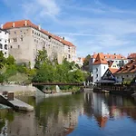 Rezidence Plesivec - Rodinny S 3 Loznicemi Homestay szállás