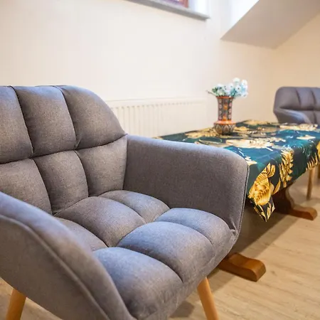 Rezidence Plesivec - Rodinny S 3 Loznicemi Homestay szállás Český Krumlov