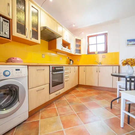 Rezidence Plesivec - Rodinny S 3 Loznicemi * Český Krumlov